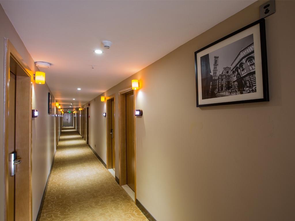 7Days Premium Chongqing Hongqihegou Hotel Exterior photo